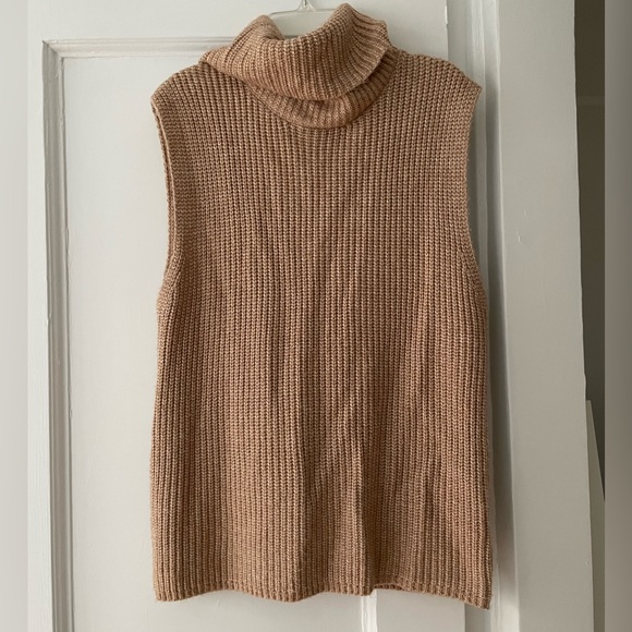 Rachel Zoe | Turtle Neck Sleeveless Sweater | Size: S - Picture 1 of 2